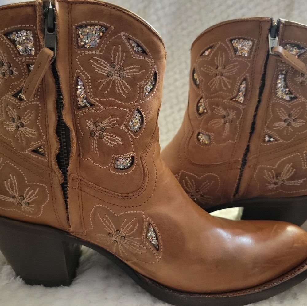 Shyanne Western Ankle Tan Bling Boots Size 9 Country Farm RODEO